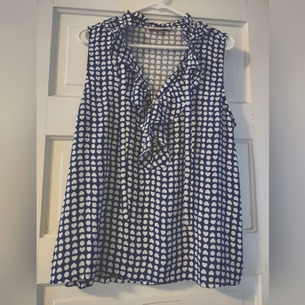 Loft sleeveless ruffle front top Navy Large